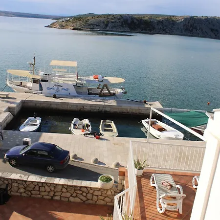 Luxemarine - First Row Whisper Apartmán