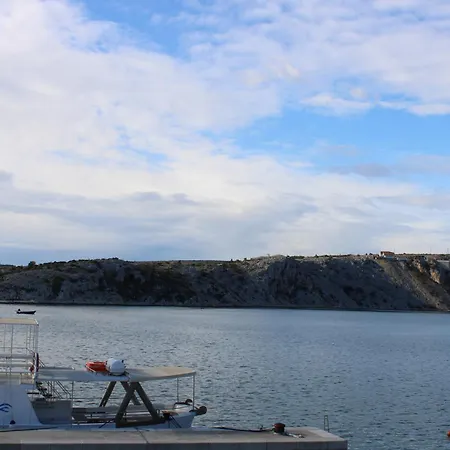 Luxemarine - First Row Whisper * Maslenica