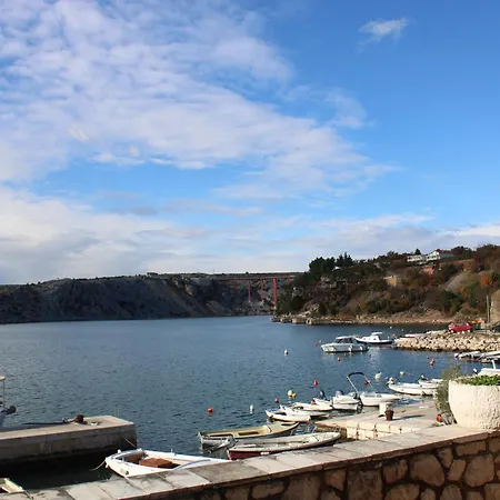 Apartmán Luxemarine - First Row Whisper Maslenica