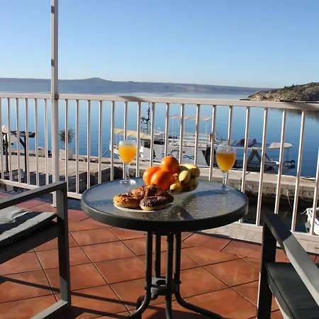 Apartmán Luxemarine - First Row Whisper *
