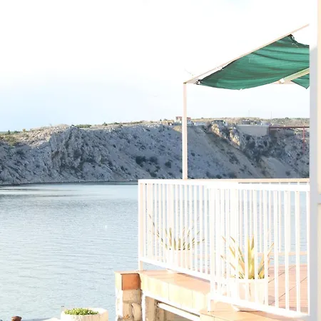 Luxemarine - First Row Whisper Apartmán Maslenica